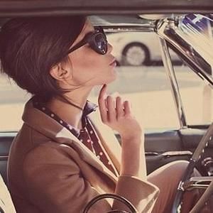 Meet your Posher, Mia